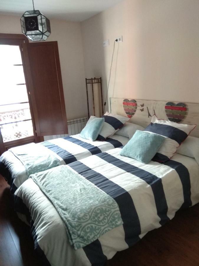 Apartamento Cine Colon Ribadeo Eksteriør bilde