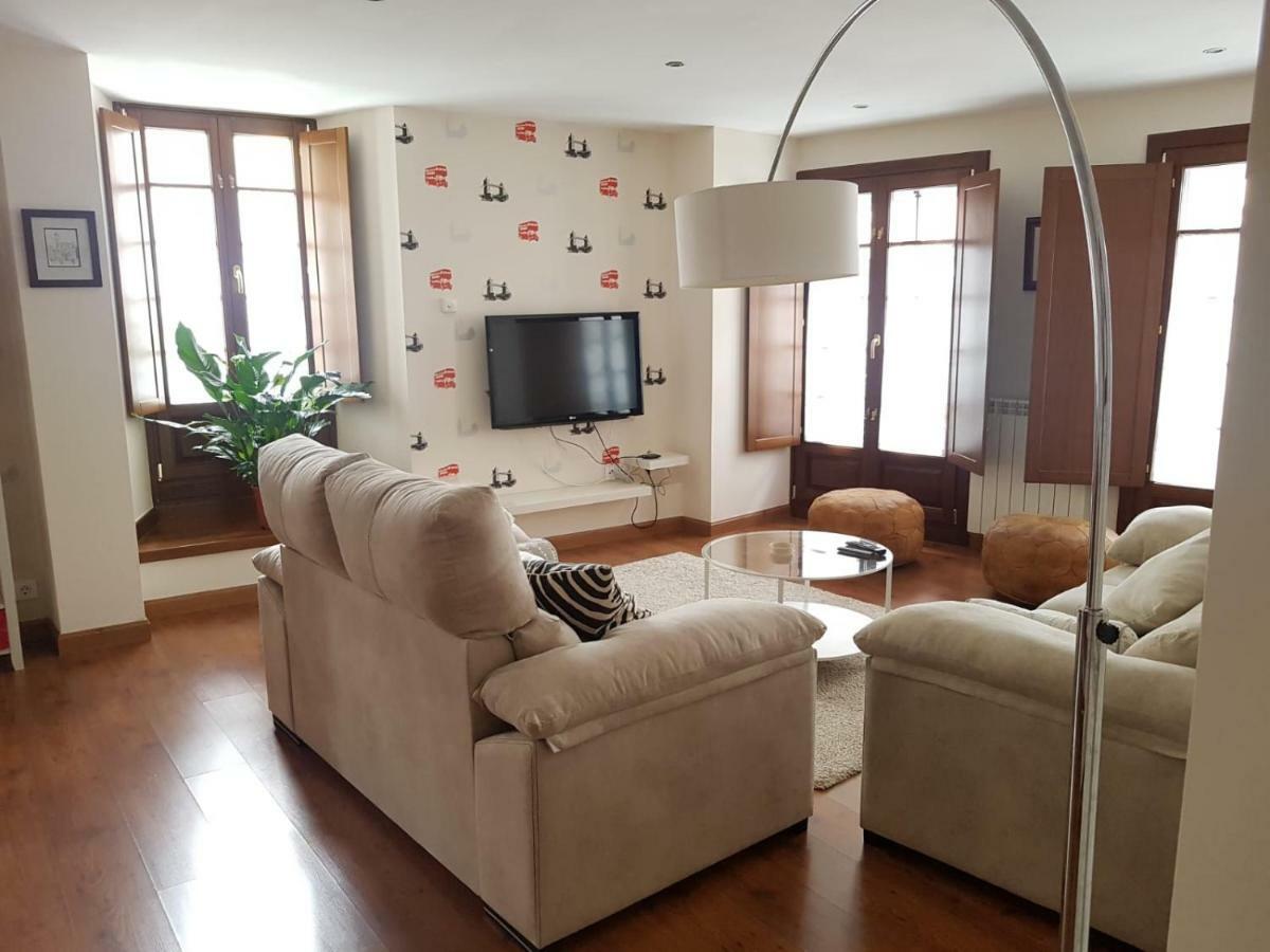 Apartamento Cine Colon Ribadeo Eksteriør bilde