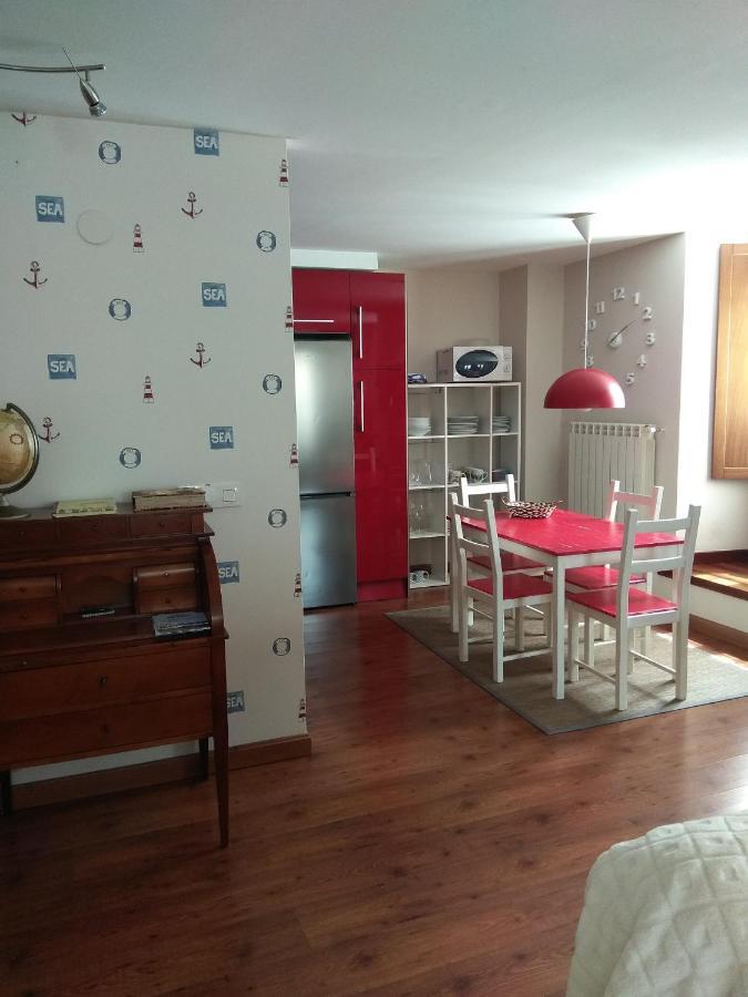 Apartamento Cine Colon Ribadeo Eksteriør bilde