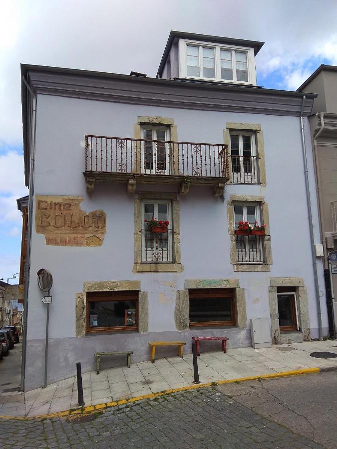 Apartamento Cine Colon Ribadeo Eksteriør bilde