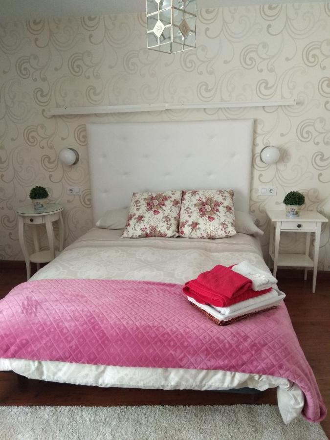Apartamento Cine Colon Ribadeo Eksteriør bilde